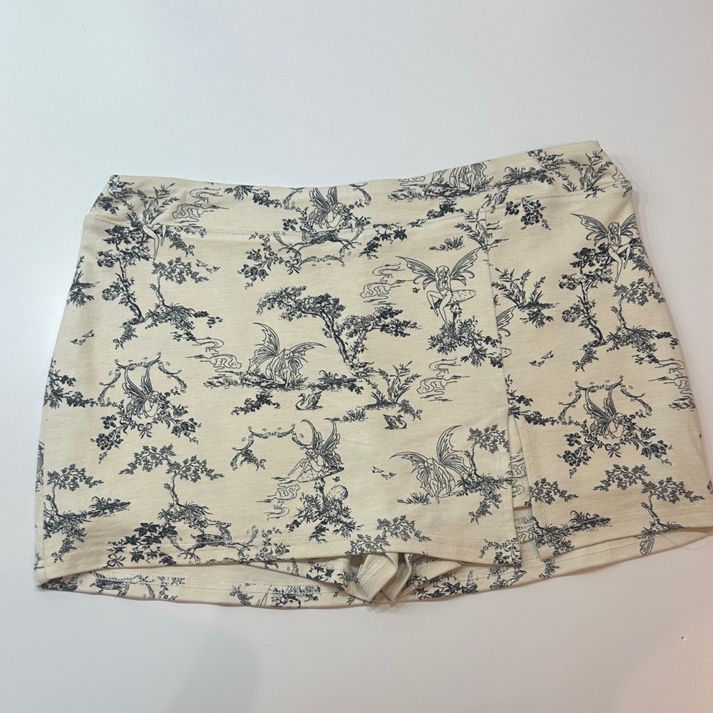 Urban Outfitters Cream and Black Patterned Skirt with built in Shorts